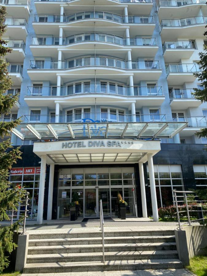 Apartament Prywatny Salon Z Aneksem Kuchennym I Sypialnia W Hotelu Diva Kołobrzeg Buitenkant foto