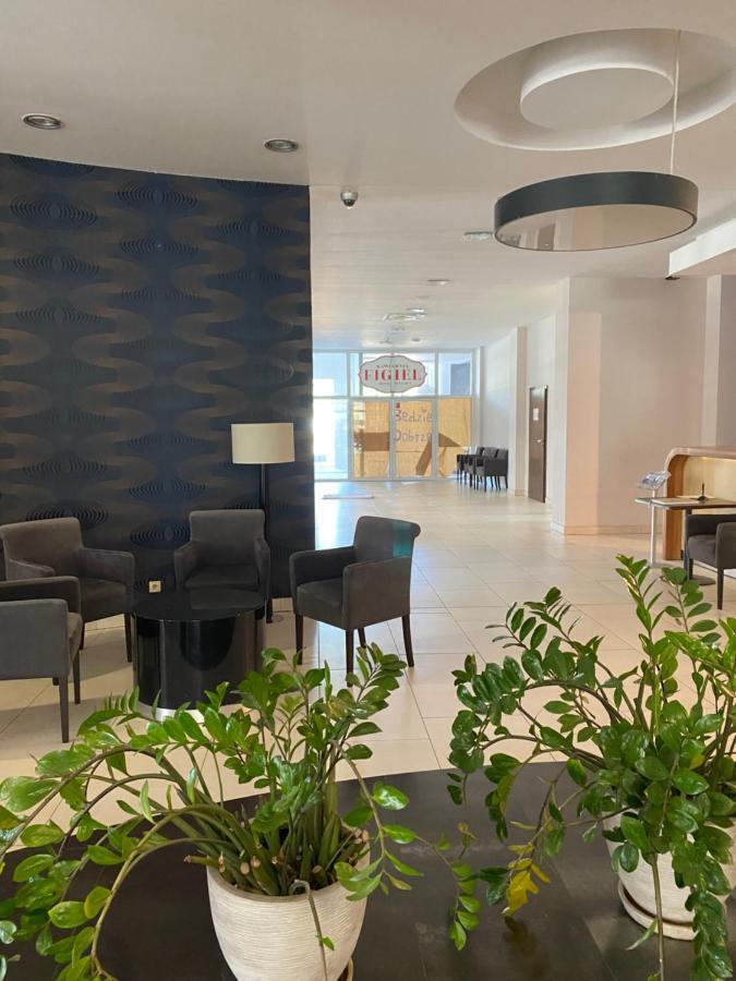 Apartament Prywatny Salon Z Aneksem Kuchennym I Sypialnia W Hotelu Diva Kołobrzeg Buitenkant foto