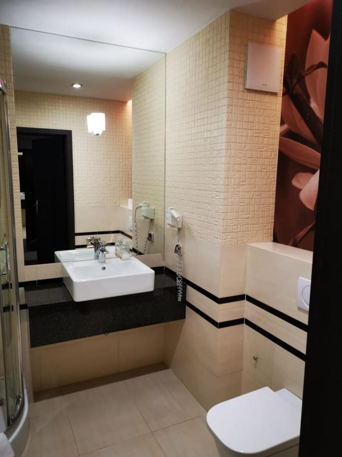 Apartament Prywatny Salon Z Aneksem Kuchennym I Sypialnia W Hotelu Diva Kołobrzeg Buitenkant foto