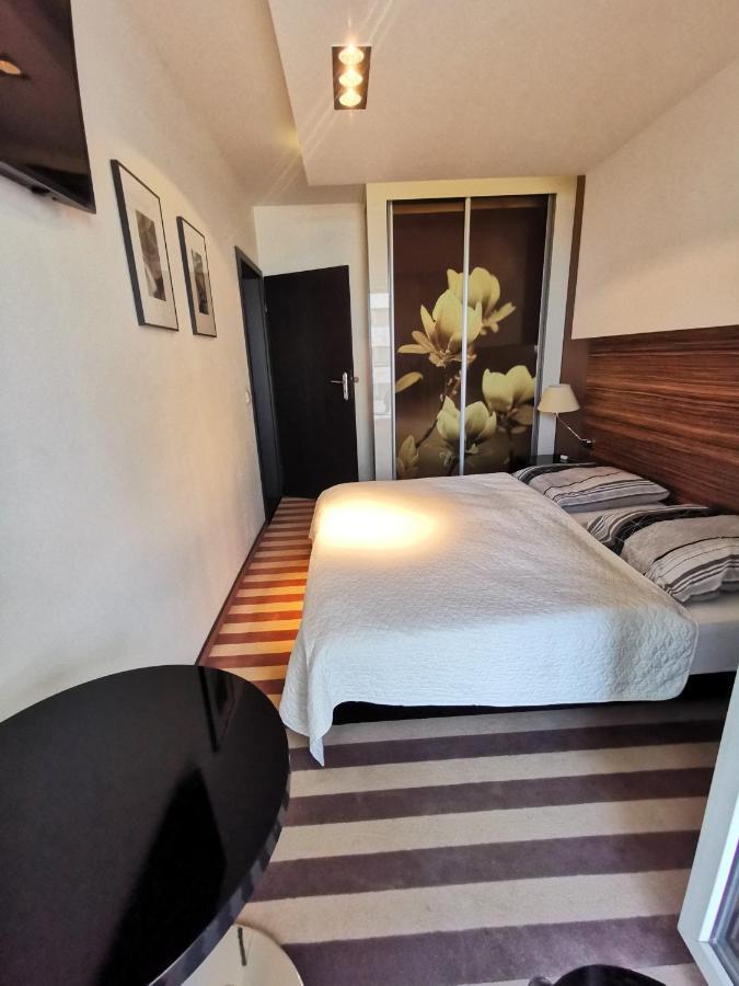 Apartament Prywatny Salon Z Aneksem Kuchennym I Sypialnia W Hotelu Diva Kołobrzeg Buitenkant foto