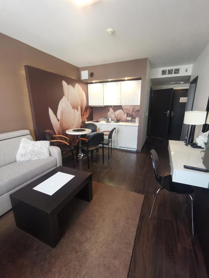 Apartament Prywatny Salon Z Aneksem Kuchennym I Sypialnia W Hotelu Diva Kołobrzeg Buitenkant foto