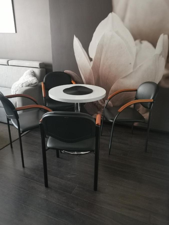 Apartament Prywatny Salon Z Aneksem Kuchennym I Sypialnia W Hotelu Diva Kołobrzeg Buitenkant foto